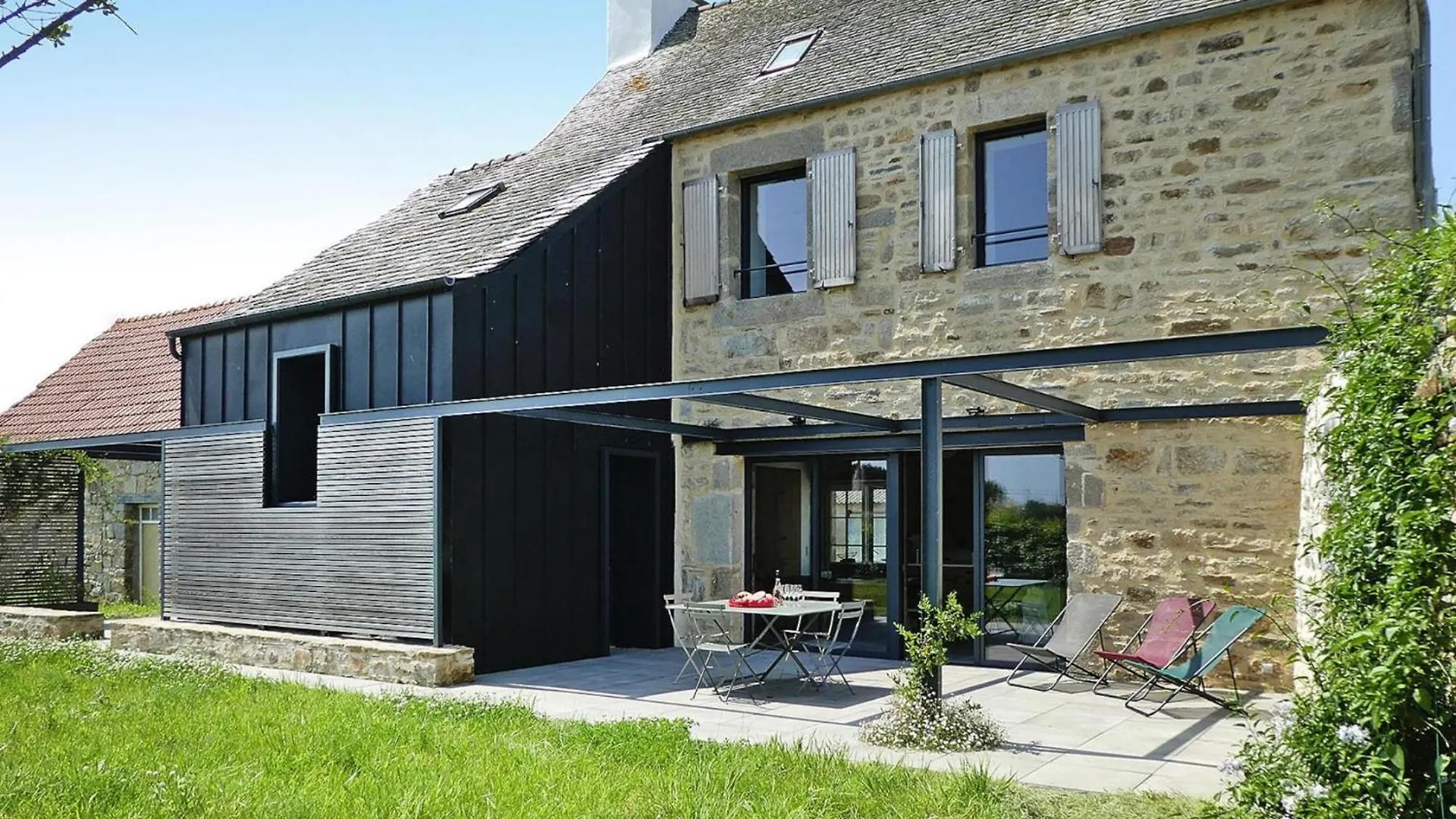 Comfortable Country Villa Near Coast Plougasnou Francie