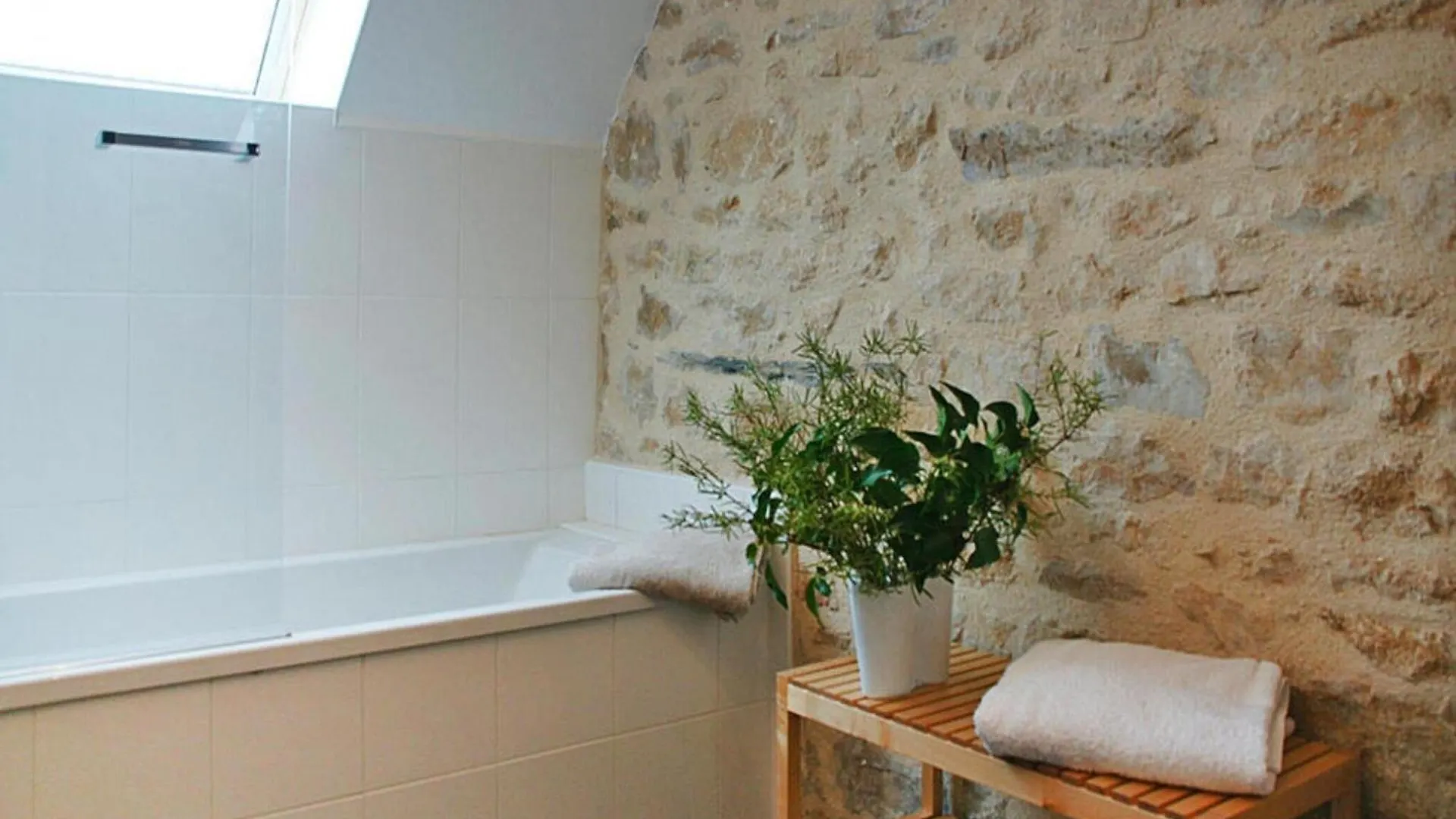 Comfortable Country Villa Near Coast Plougasnou